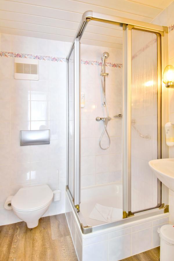 Villa Auszeit Hotel Garni Heringsdorf  Extérieur photo